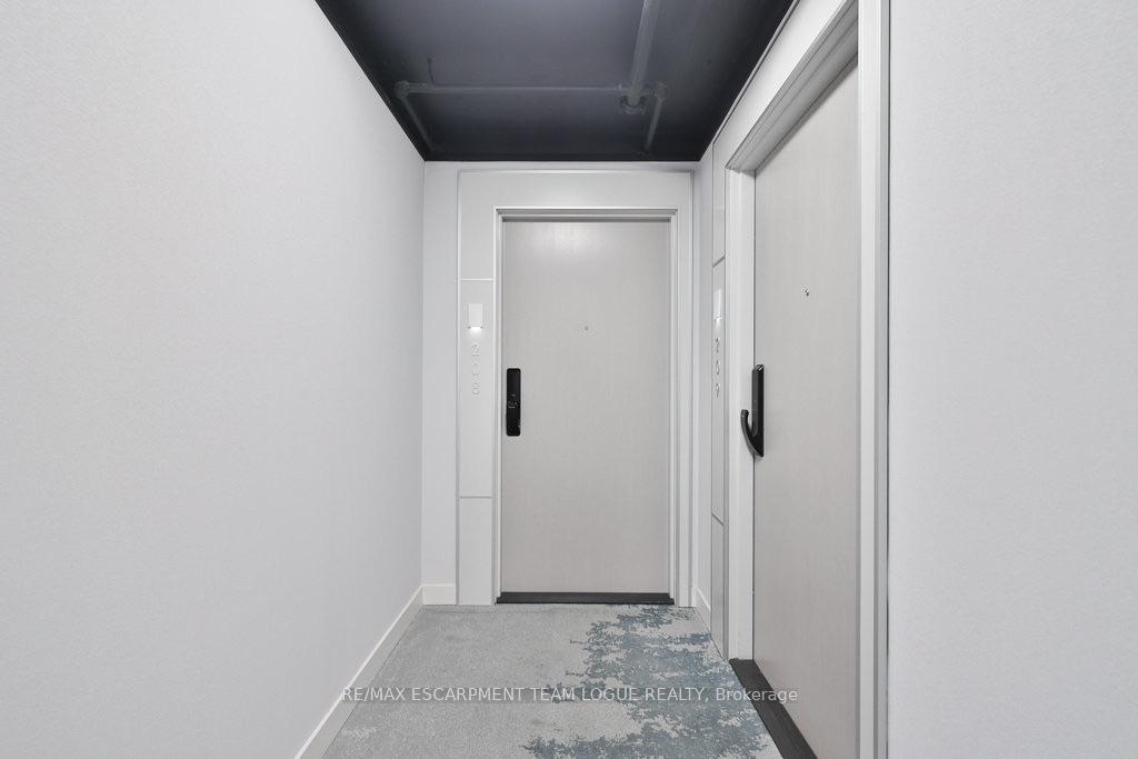 Photo 5 of Unit A208, 3210 Dakota Common, Burlington, Alton — HOMEH