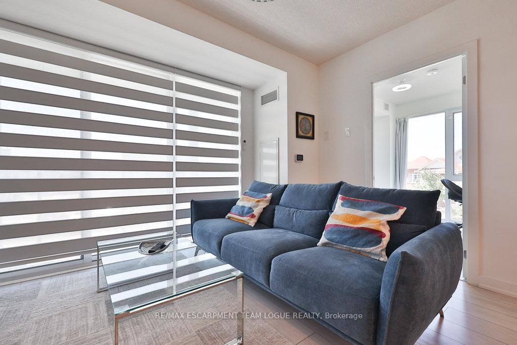 Photo 17 of Unit A208, 3210 Dakota Common, Burlington, Alton — HOMEH