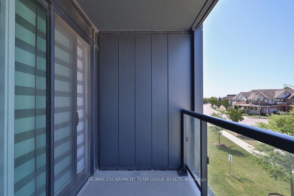 Photo 28 of Unit A208, 3210 Dakota Common, Burlington, Alton — HOMEH