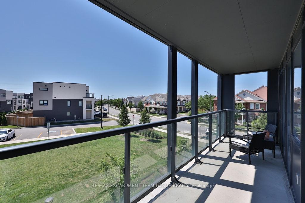 Photo 34 of Unit A208, 3210 Dakota Common, Burlington, Alton — HOMEH