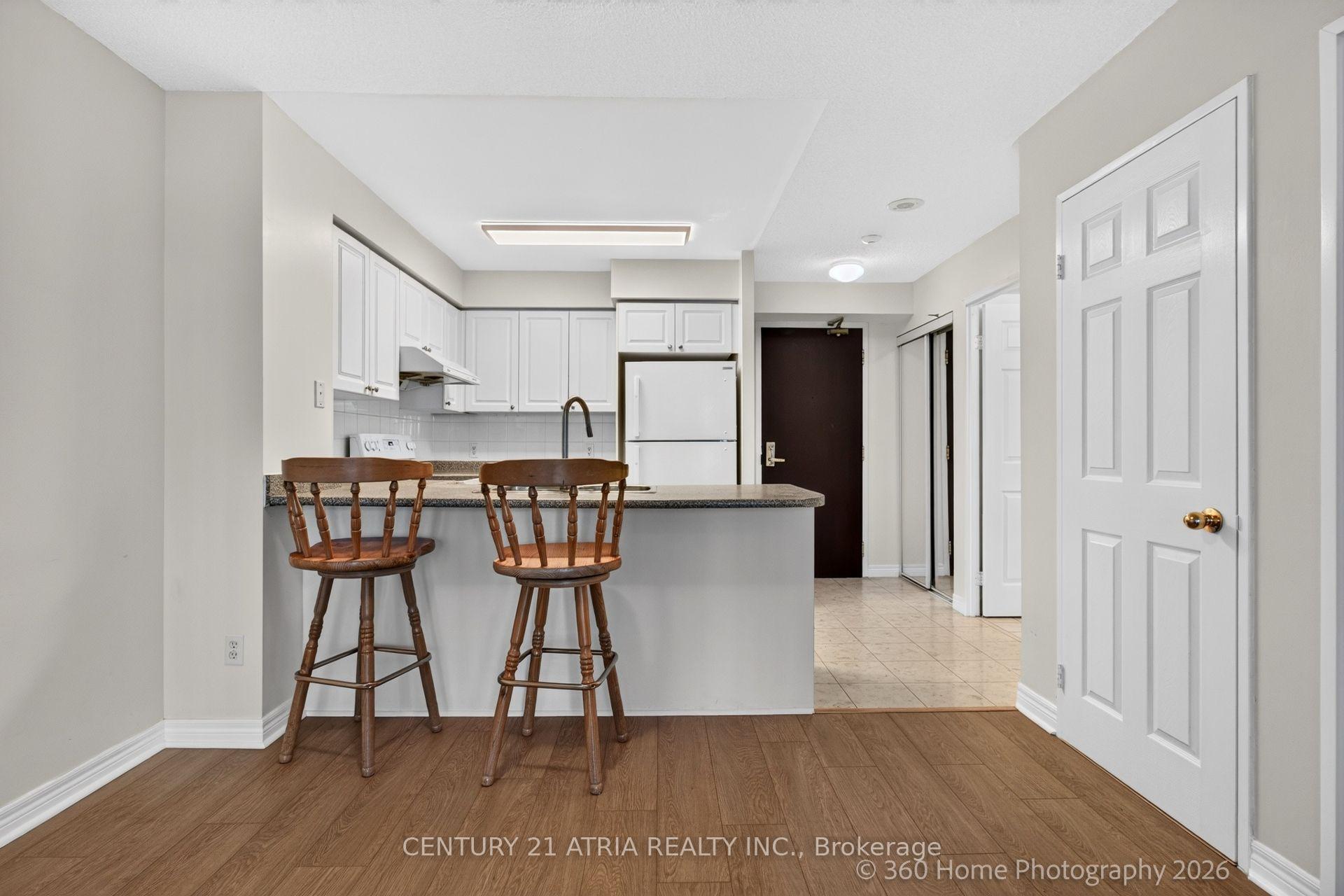 Photo 11 of Unit 1115, 18 parkview Avenue, North York, Willowdale East — HOMEH
