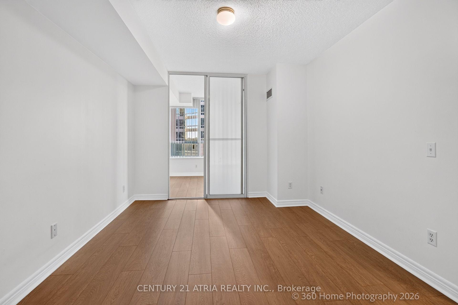 Photo 15 of Unit 1115, 18 parkview Avenue, North York, Willowdale East — HOMEH