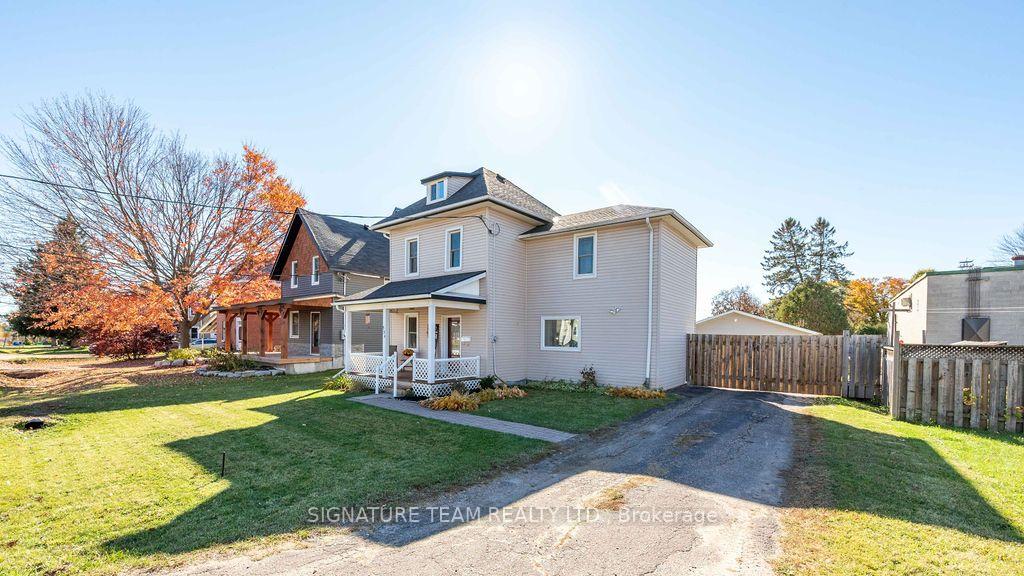 Photo of 594 Hamilton Street W