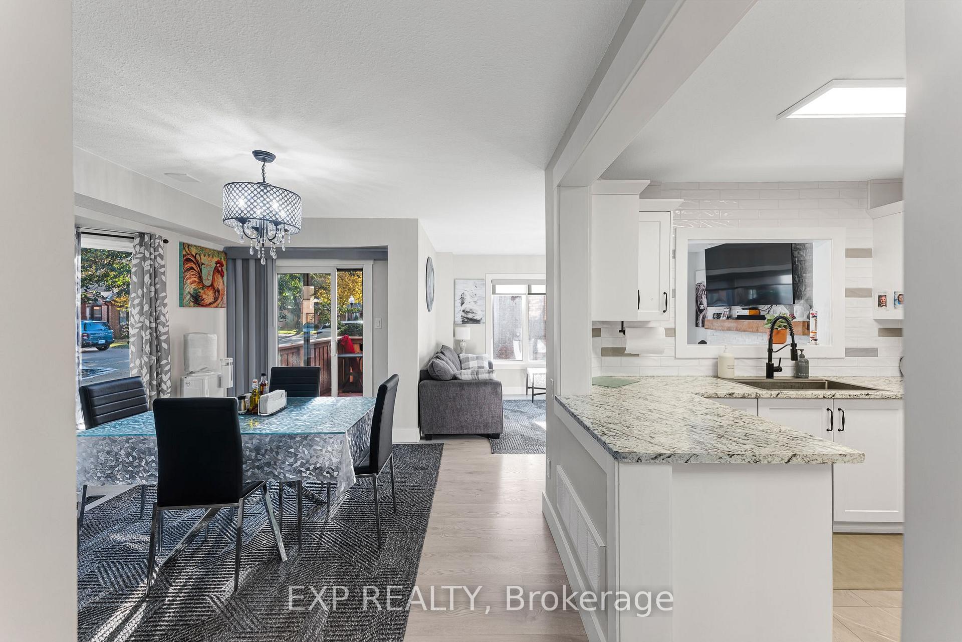 Photo 6 of Unit 21, 131 Green Briar Road, New Tecumseth, Alliston — HOMEH