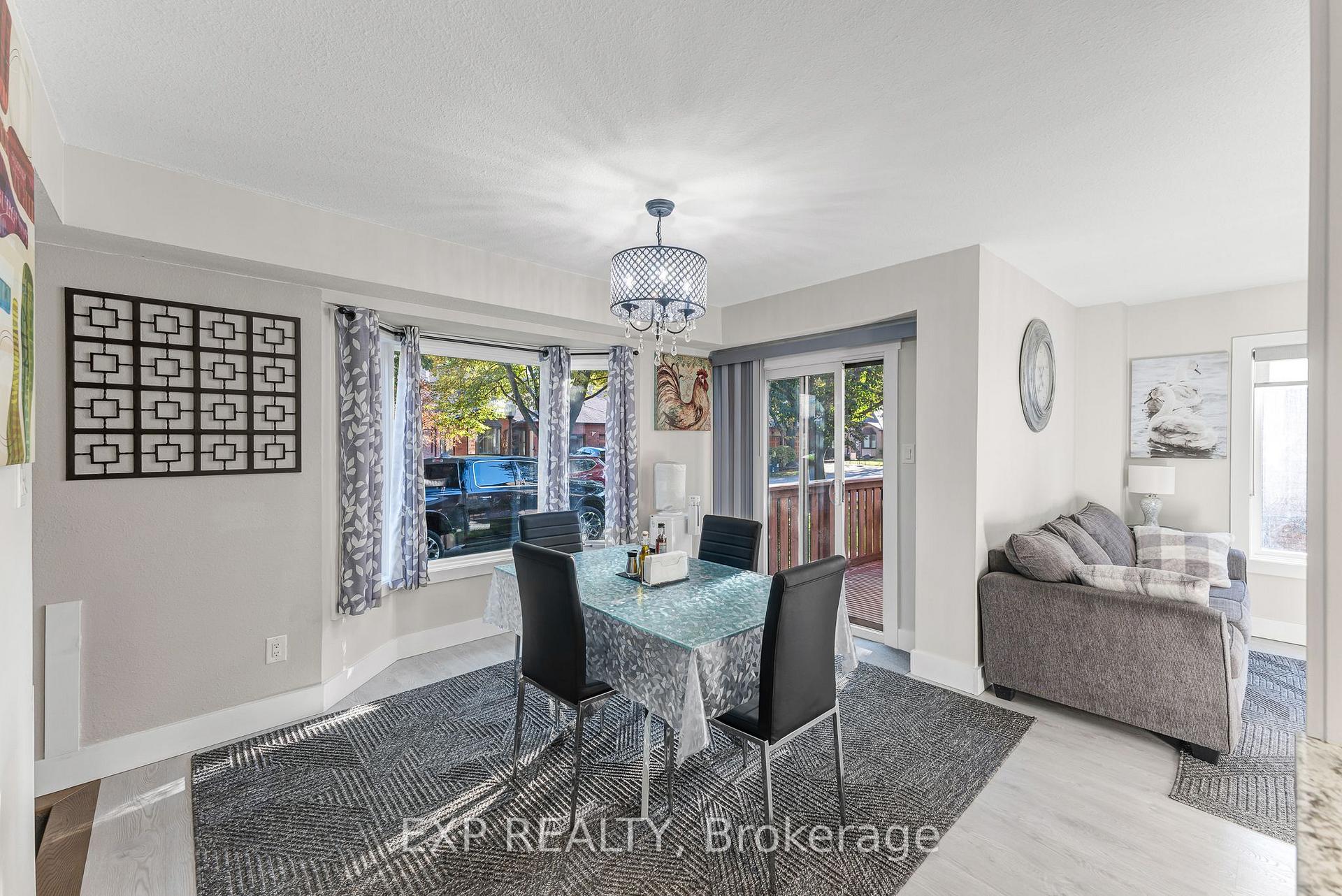 Photo 7 of Unit 21, 131 Green Briar Road, New Tecumseth, Alliston — HOMEH