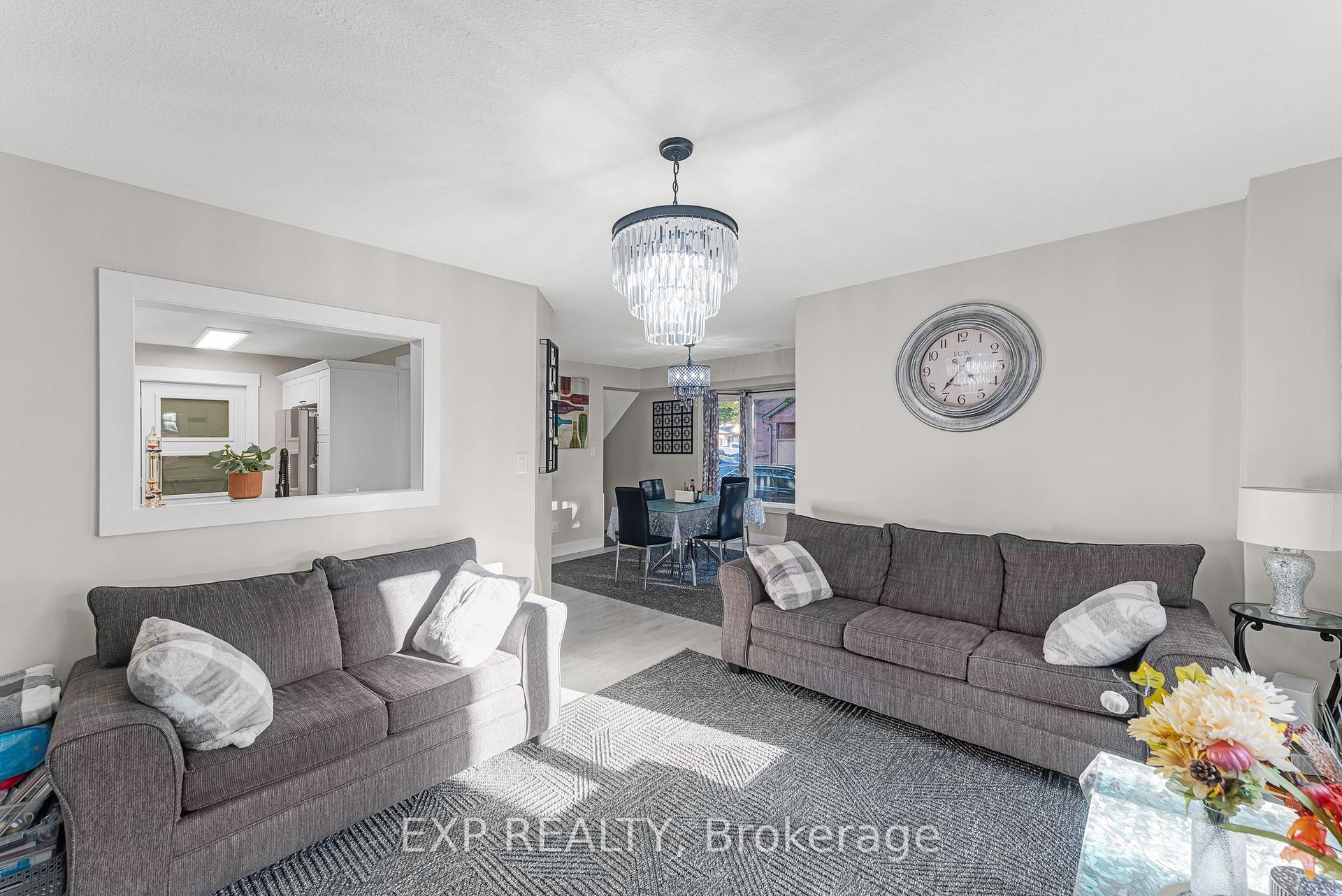 Photo 10 of Unit 21, 131 Green Briar Road, New Tecumseth, Alliston — HOMEH
