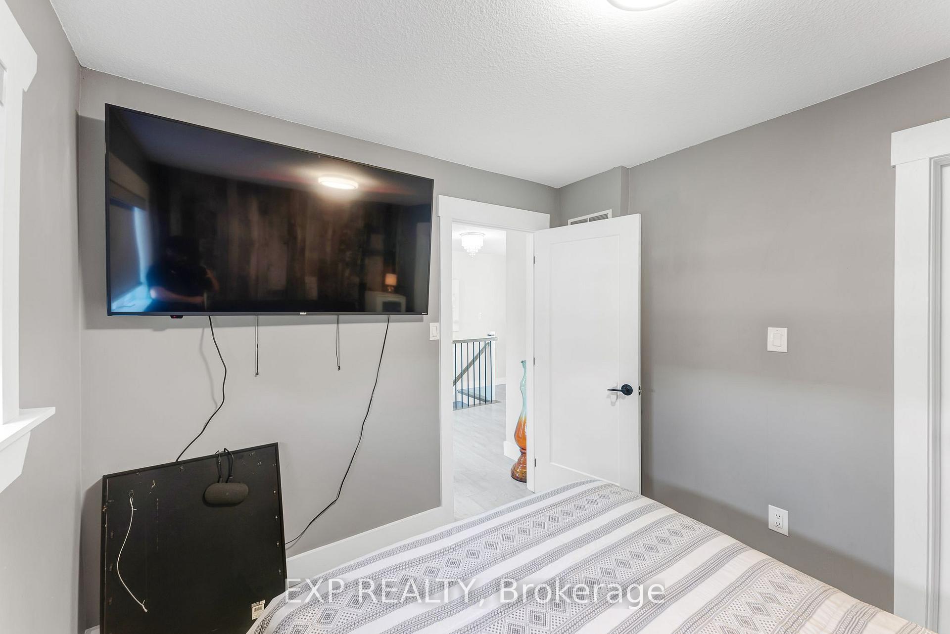 Photo 26 of Unit 21, 131 Green Briar Road, New Tecumseth, Alliston — HOMEH