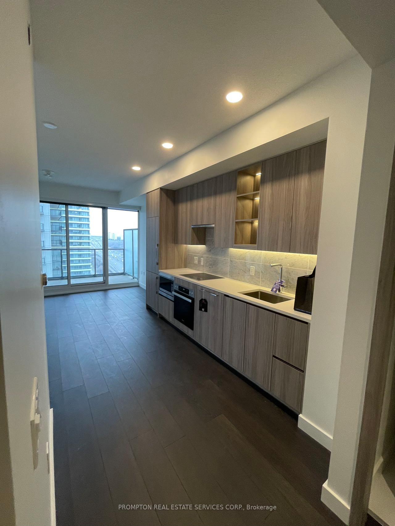 Photo 13 of Unit 1915, 95 McMahon Drive, North York, Bayview Village — HOMEH