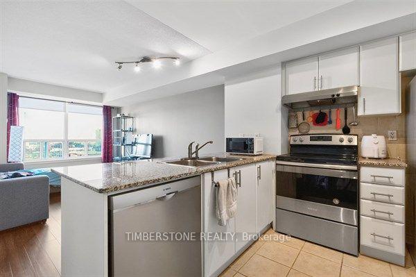 Photo 12 of Unit 803, 50 Disera Drive, Vaughan, Beverley Glen — HOMEH