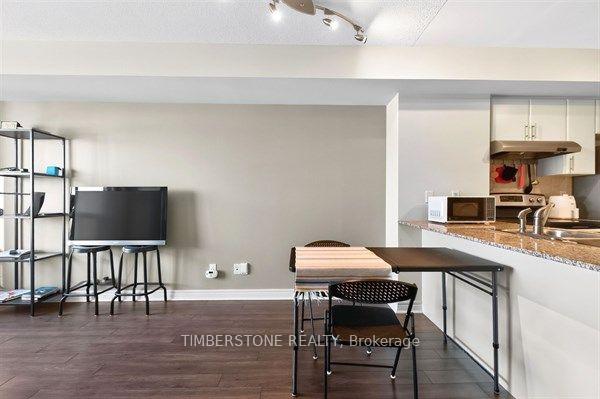 Photo 17 of Unit 803, 50 Disera Drive, Vaughan, Beverley Glen — HOMEH