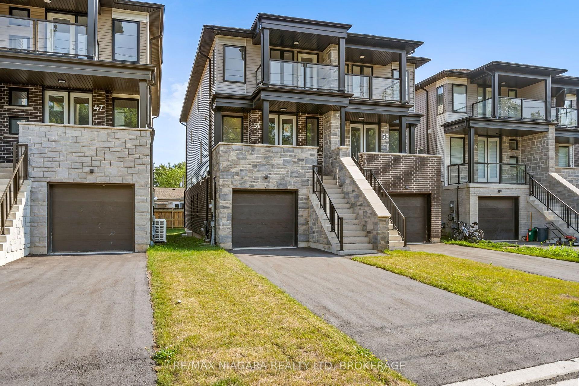 Photo 1 of 51 Superior Street, Welland, Dain City — HOMEH