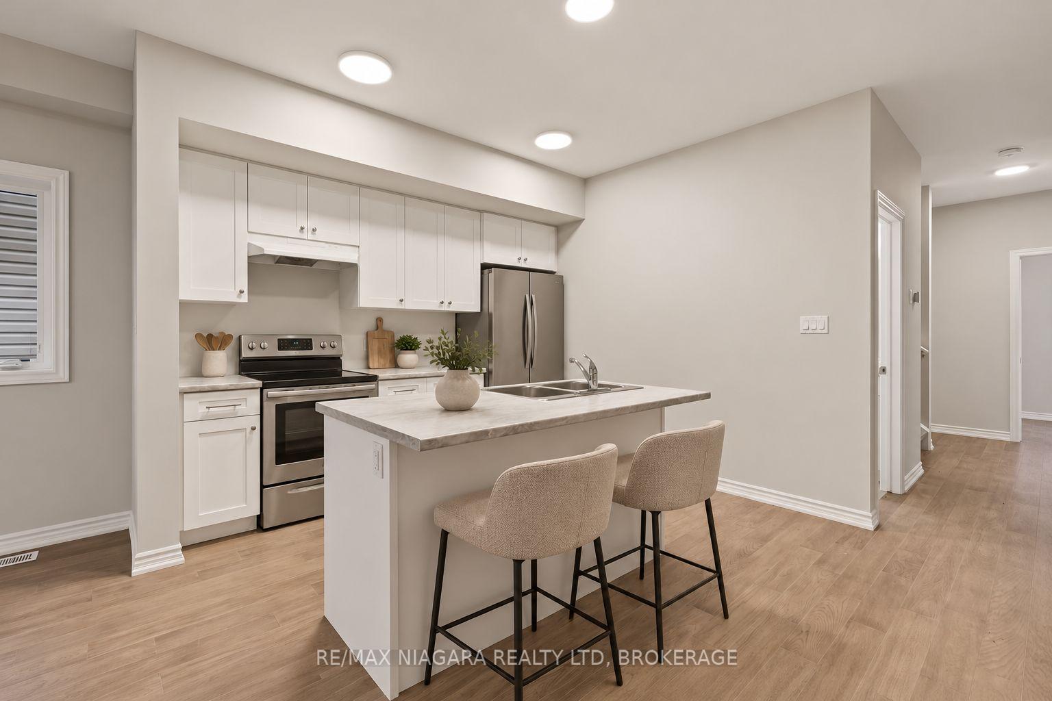 Photo 7 of 51 Superior Street, Welland, Dain City — HOMEH