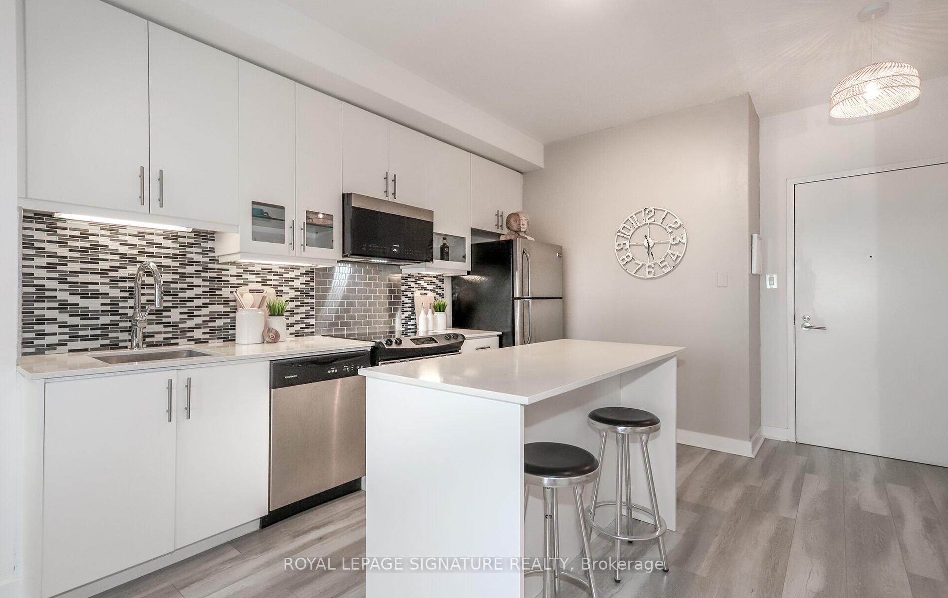 Photo 8 of Unit 612, 1171 Queen Street W, Toronto, Little Portugal — HOMEH