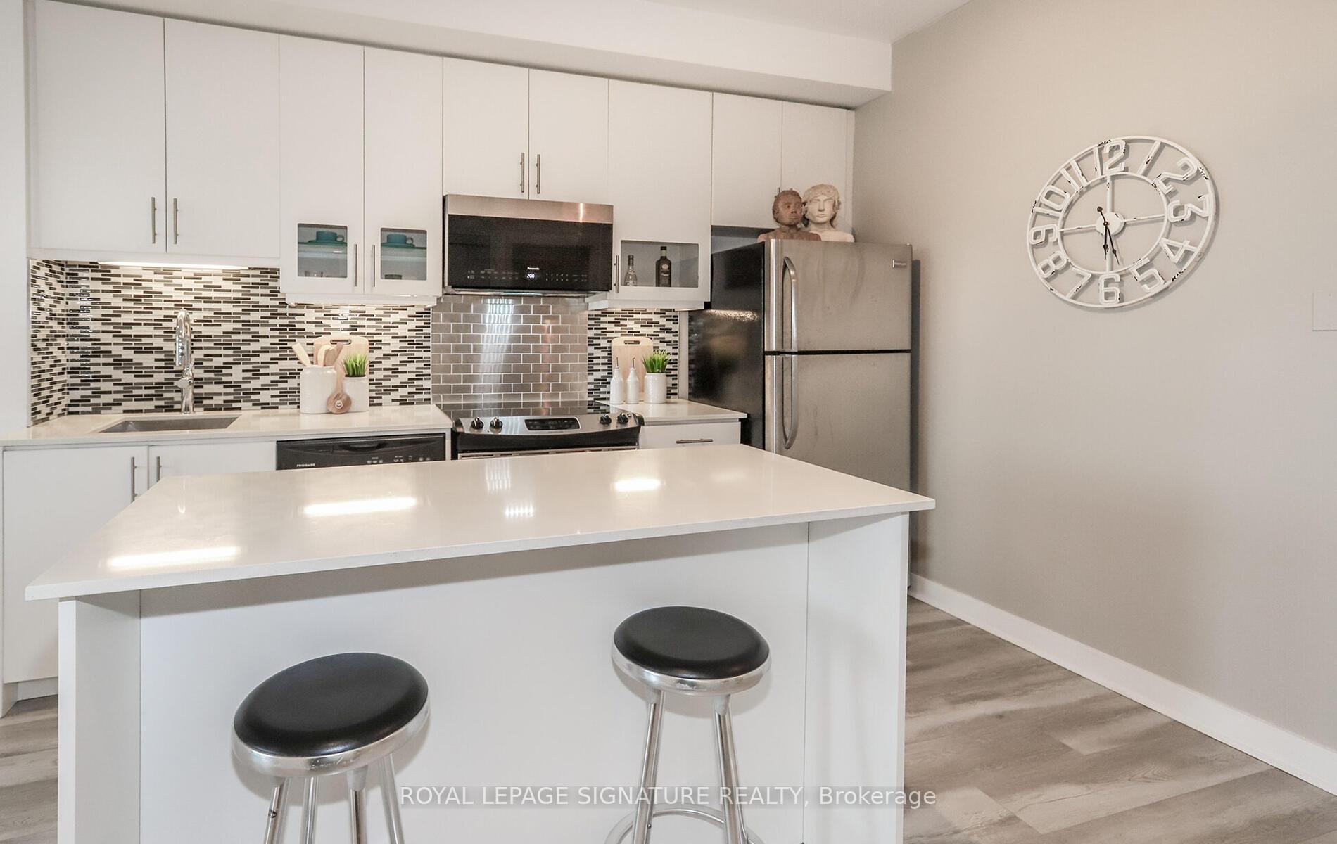 Photo 9 of Unit 612, 1171 Queen Street W, Toronto, Little Portugal — HOMEH