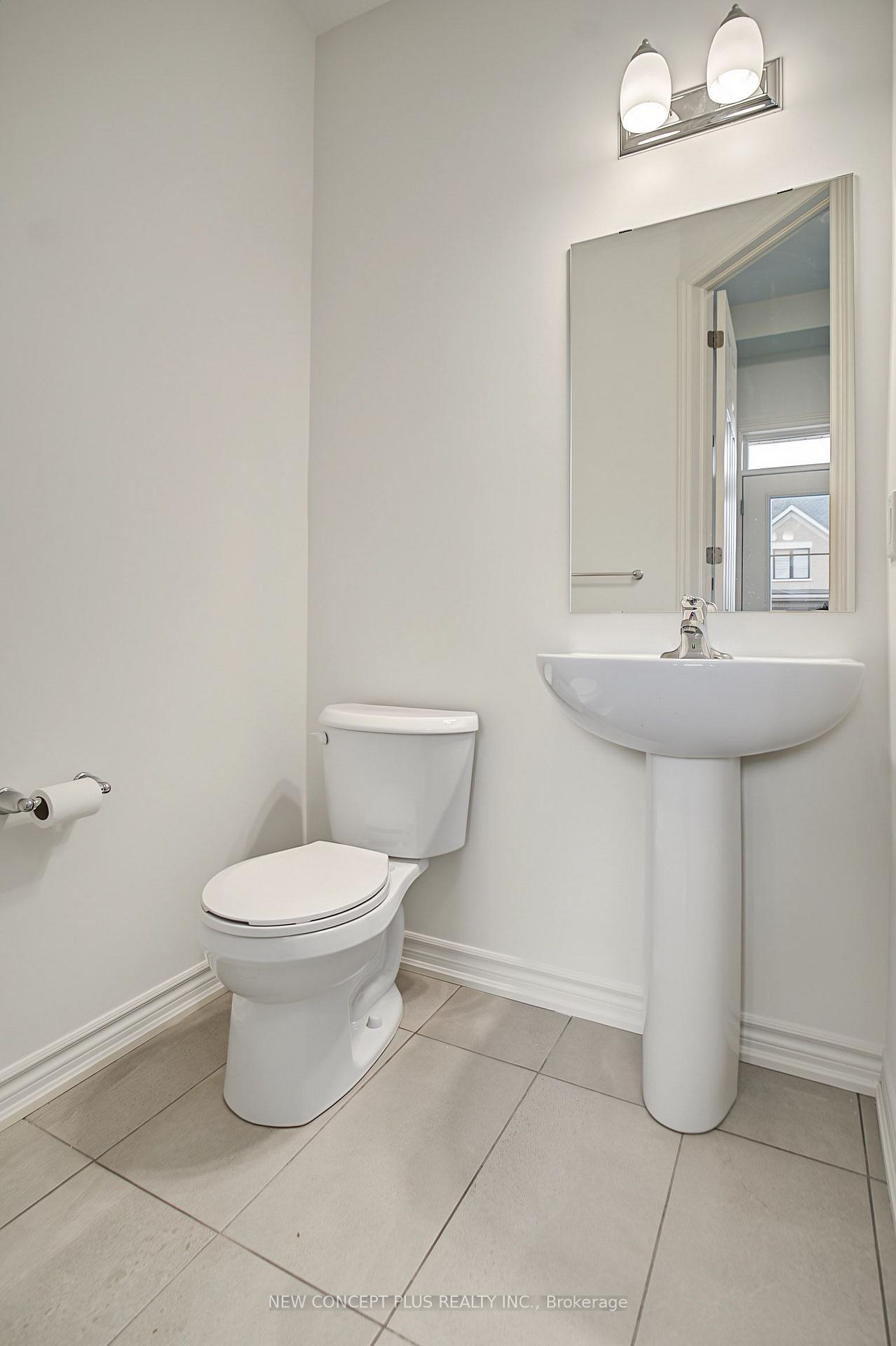 Photo 5 of 524 Worden Street, Cobourg — HOMEH
