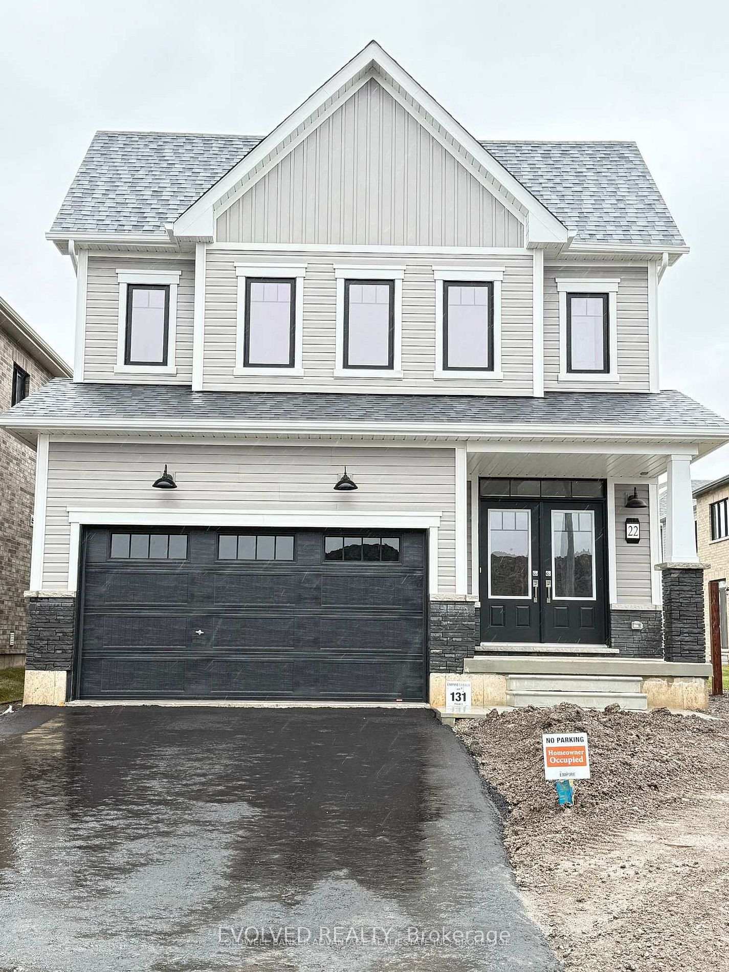 Photo 1 of 22 Varsity Drive, Welland, Dain City — HOMEH