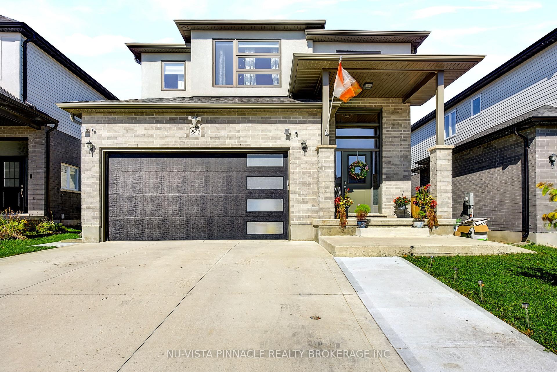 Photo 3 of 2912 Petty Road, London, South W — HOMEH