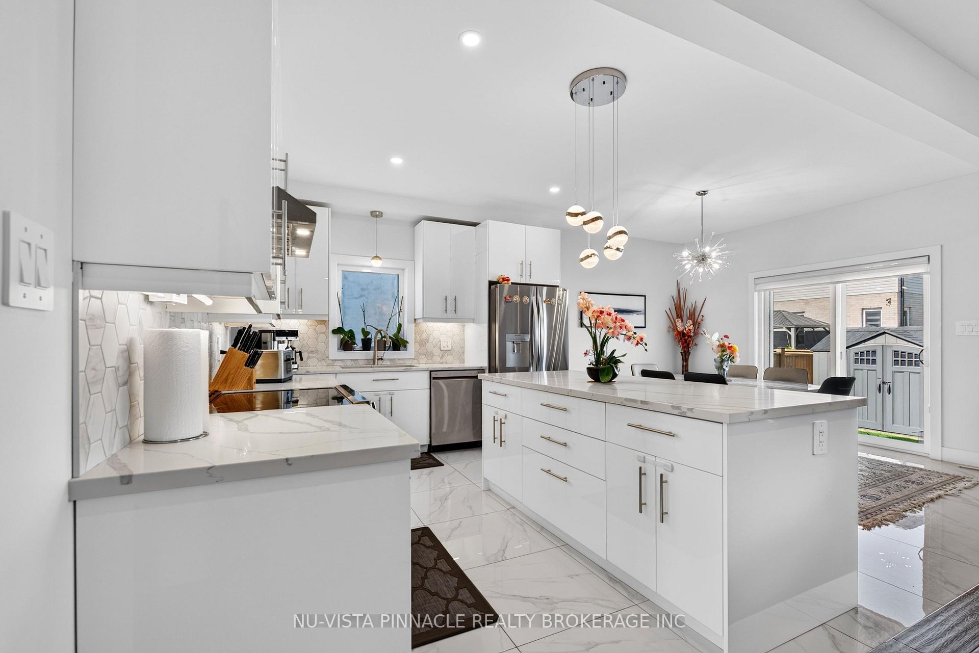 Photo 12 of 2912 Petty Road, London, South W — HOMEH