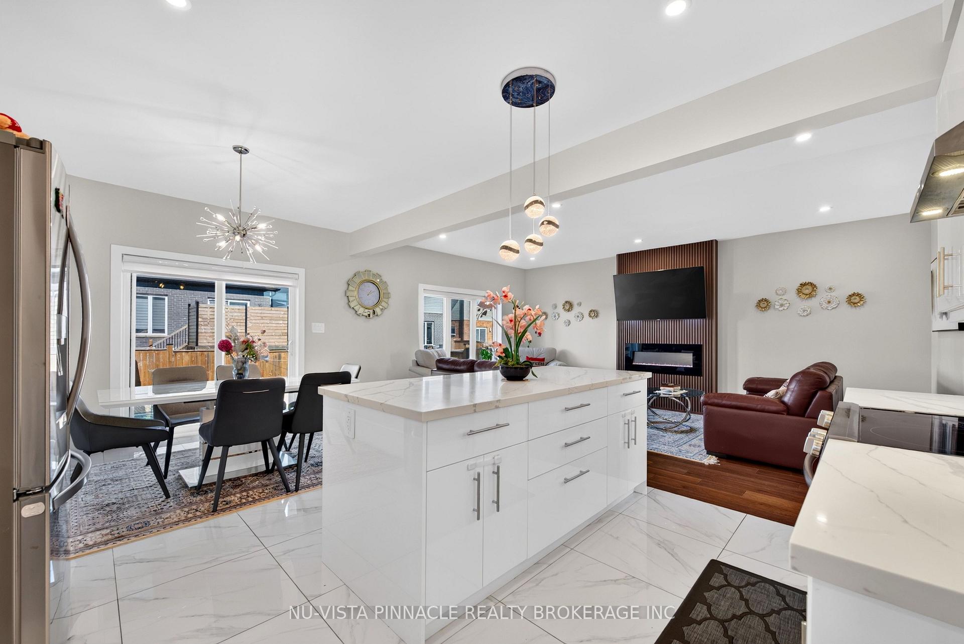 Photo 19 of 2912 Petty Road, London, South W — HOMEH