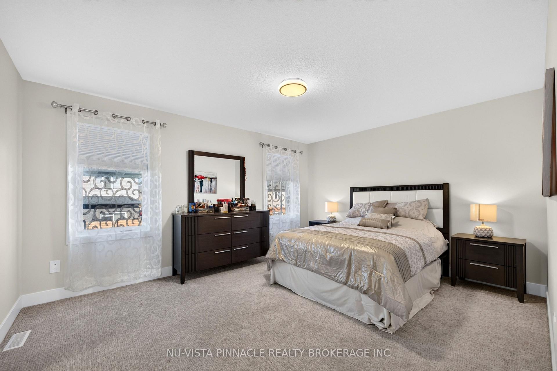 Photo 30 of 2912 Petty Road, London, South W — HOMEH