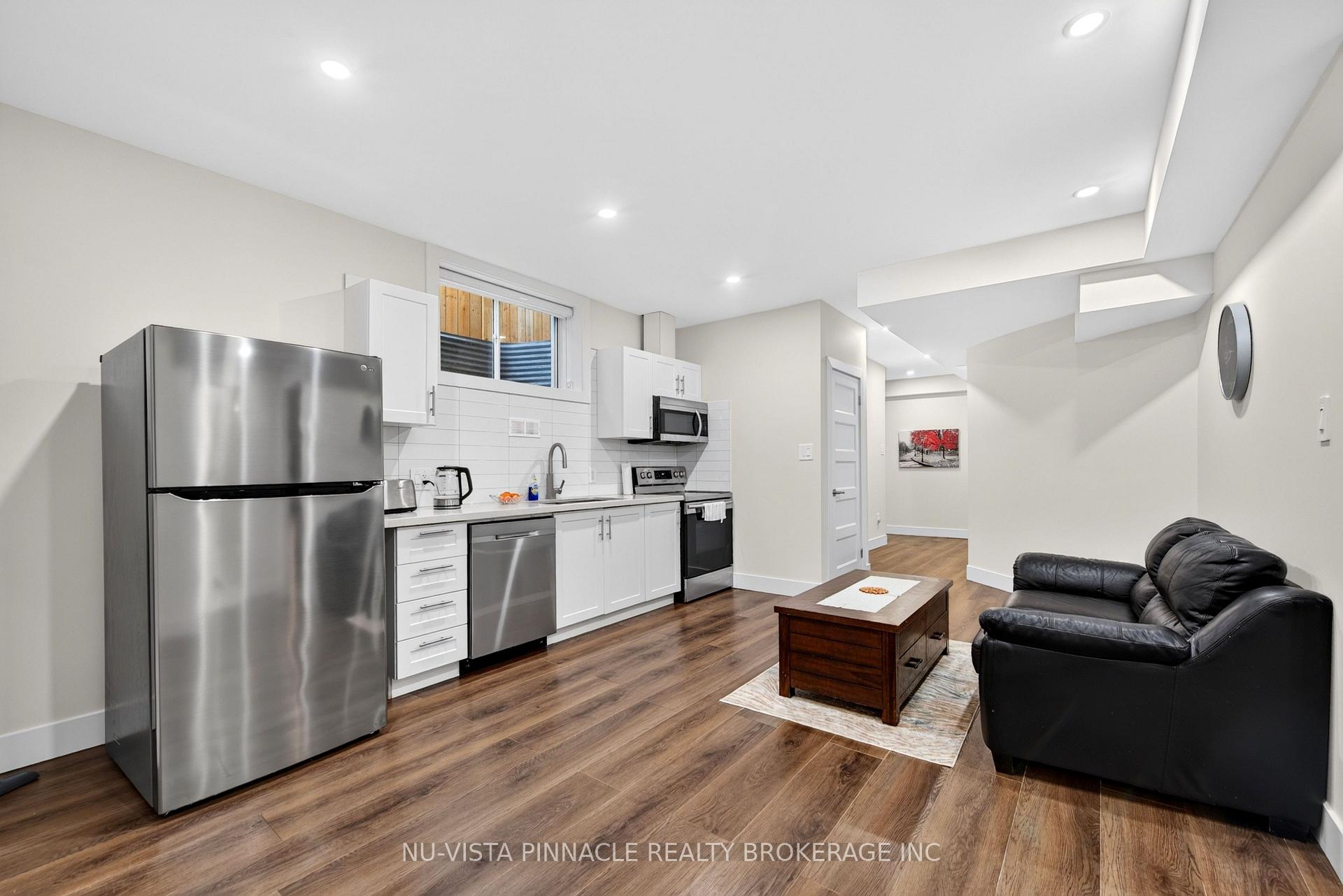 Photo 36 of 2912 Petty Road, London, South W — HOMEH