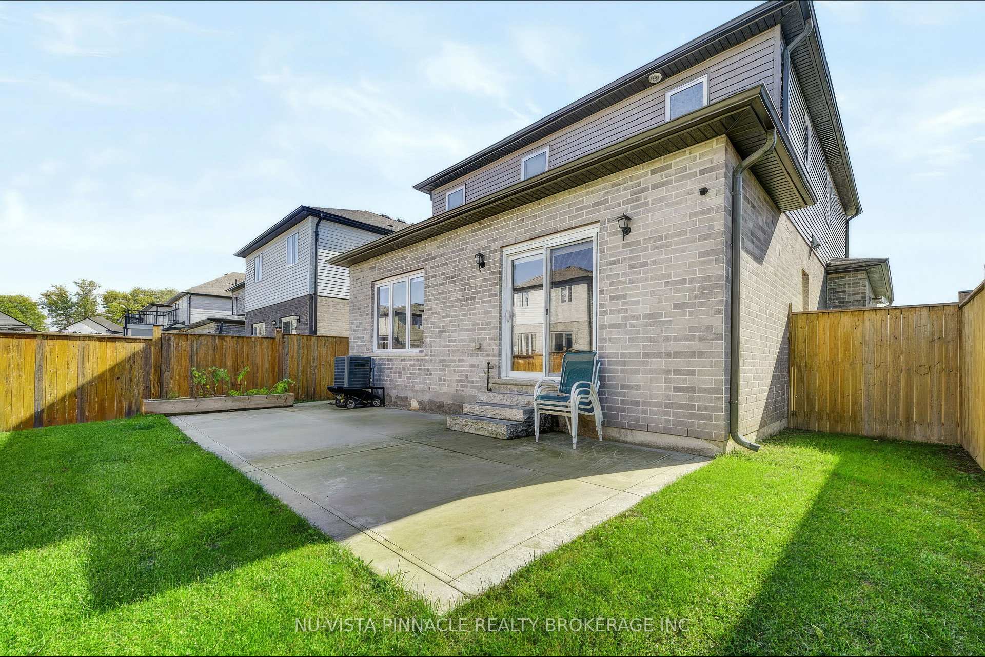Photo 45 of 2912 Petty Road, London, South W — HOMEH