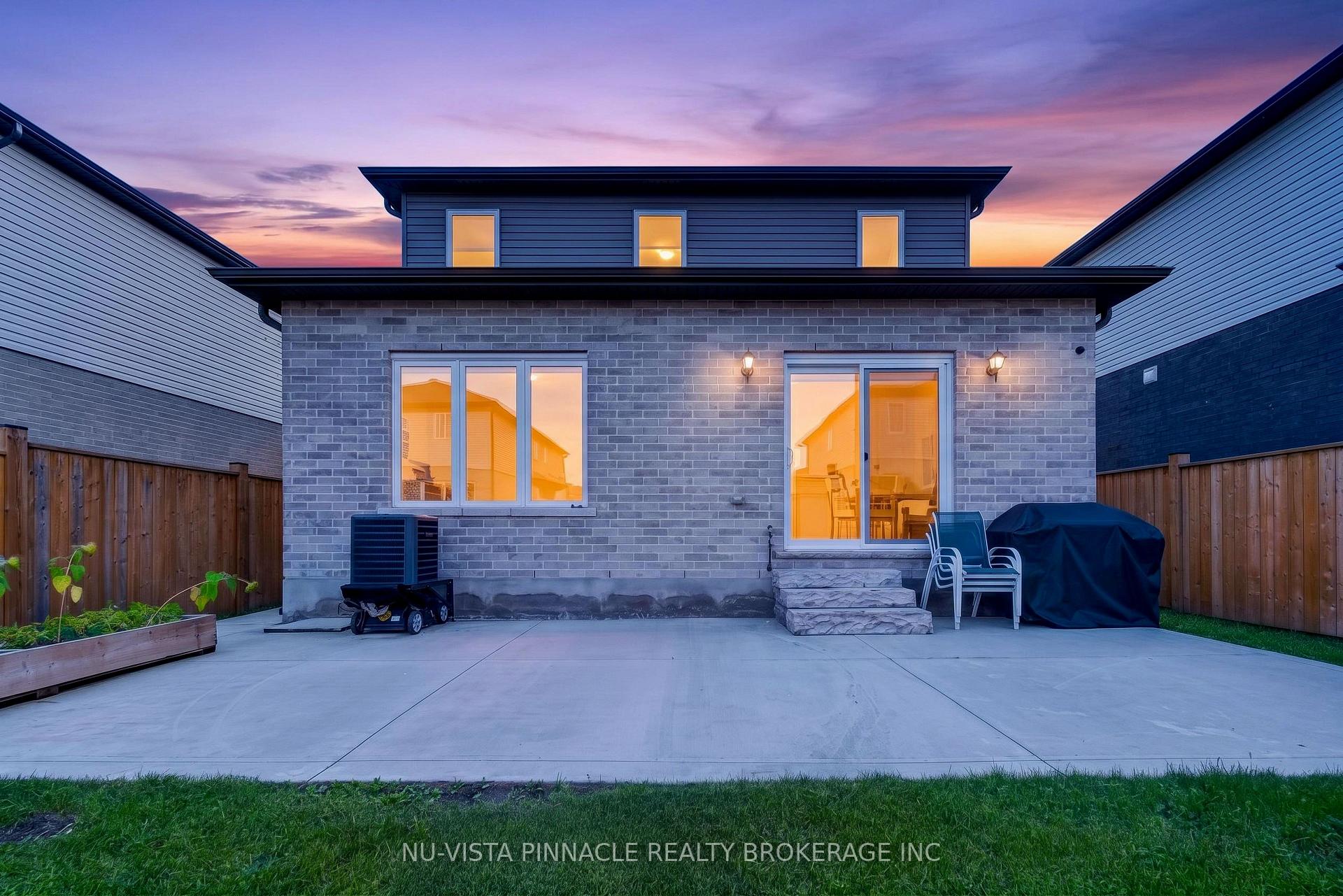 Photo 48 of 2912 Petty Road, London, South W — HOMEH