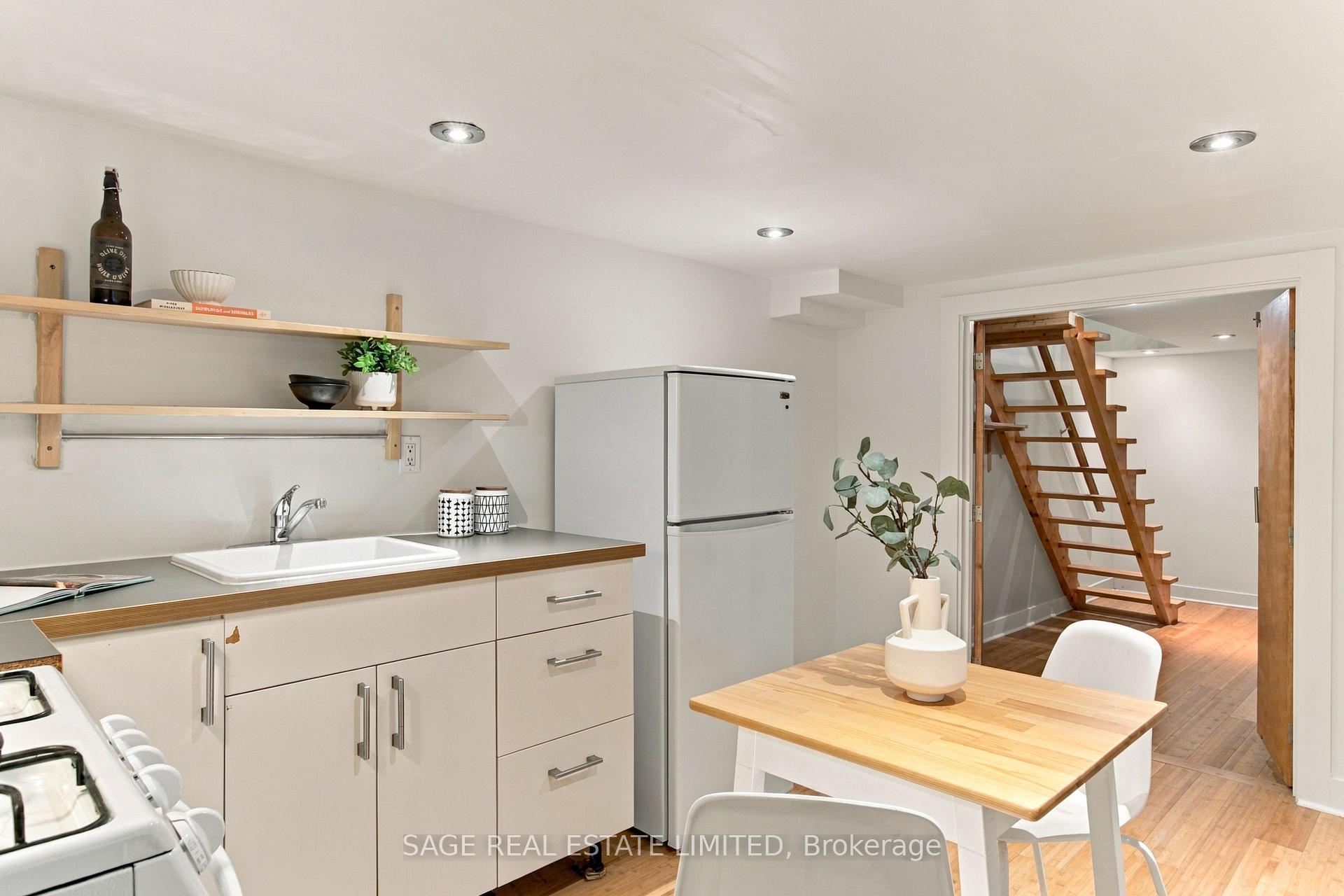 Photo 37 of 272 Highfield Road, Toronto, Greenwood-Coxwell — HOMEH