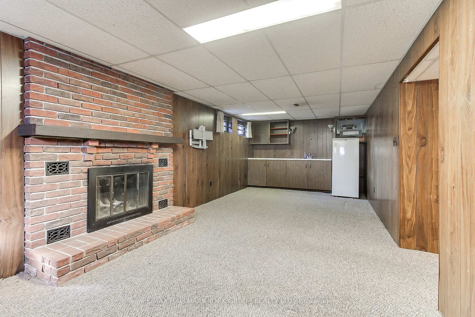 Photo 31 of 10 Harefield Drive, Etobicoke, Rexdale-Kipling — HOMEH