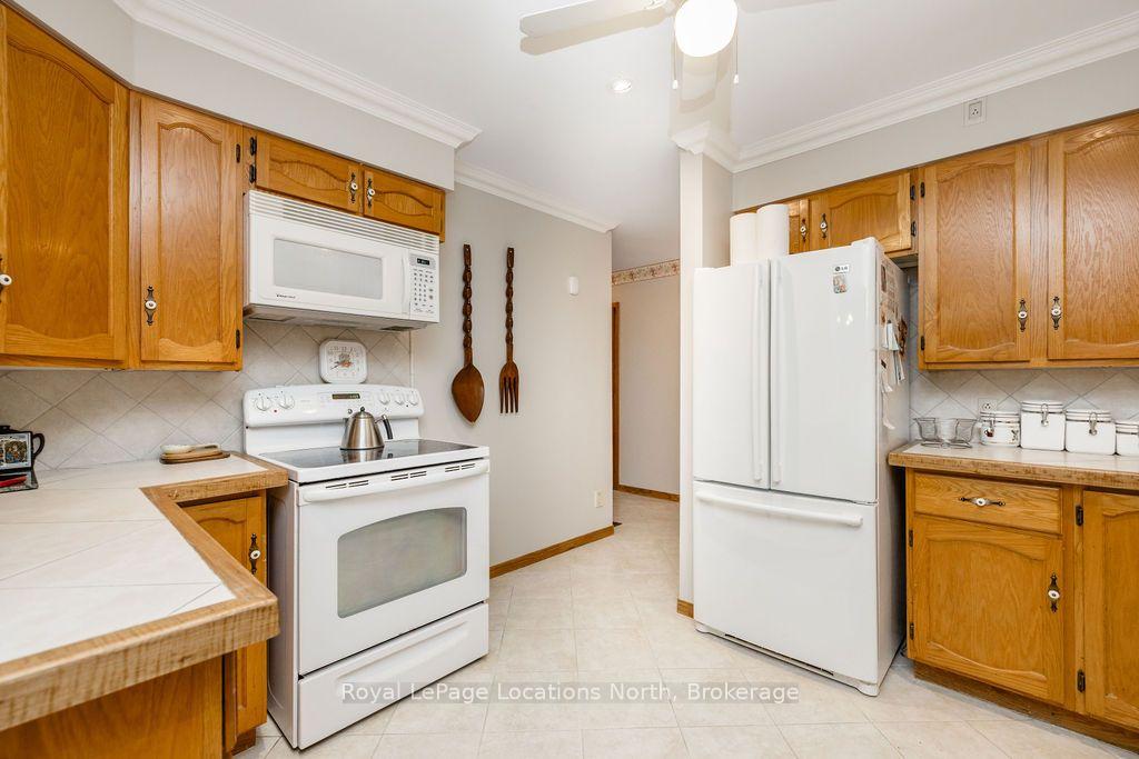 Photo 11 of 1000 Lawson Road, Tiny, Rural Tiny — HOMEH