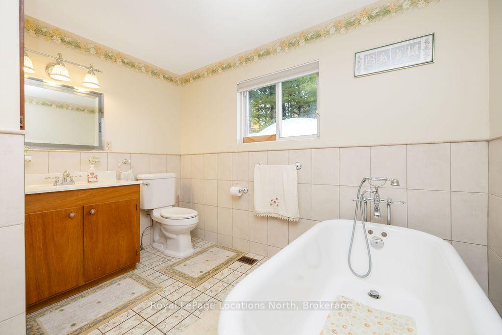 Photo 28 of 1000 Lawson Road, Tiny, Rural Tiny — HOMEH