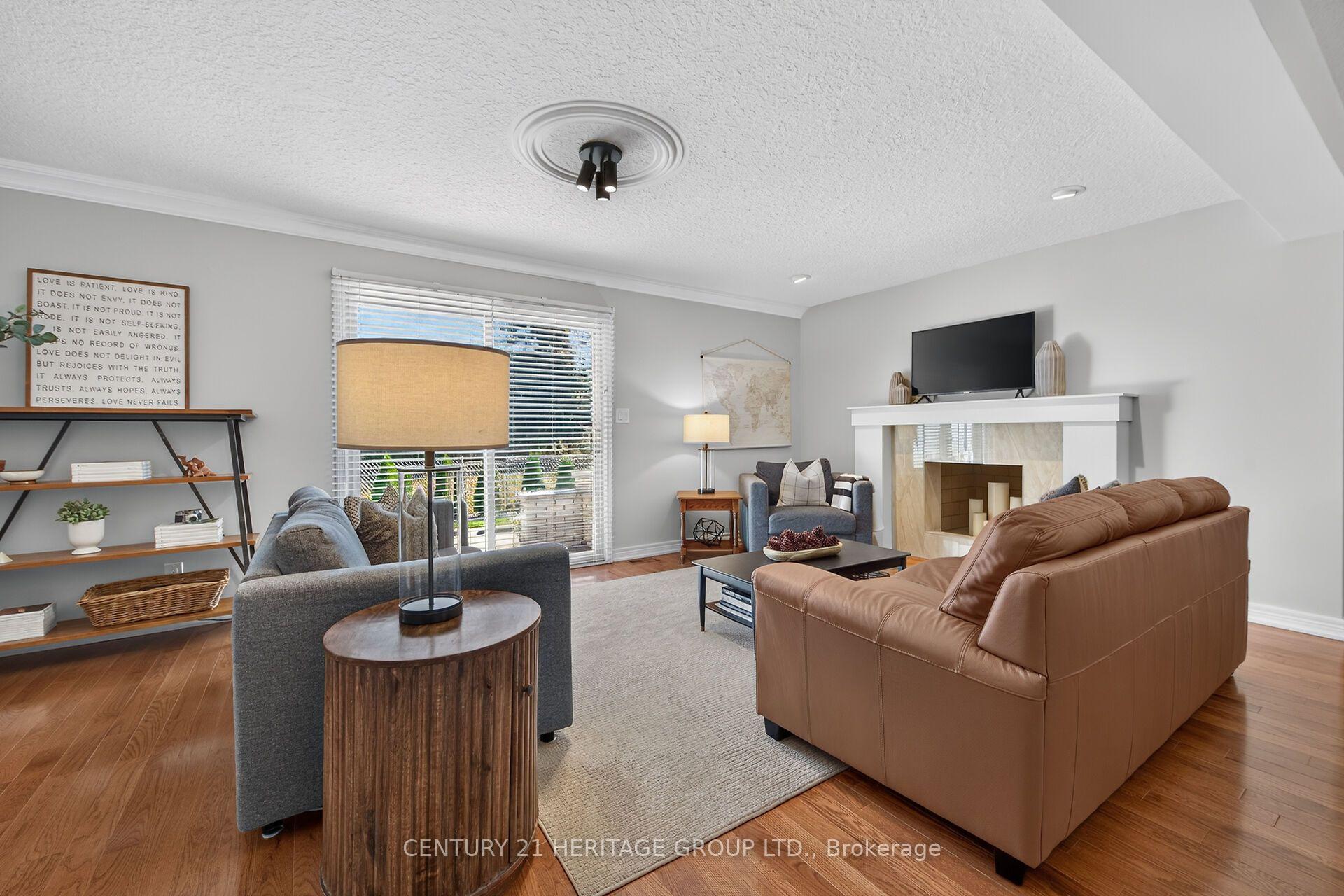 Photo 6 of 19 Meadowbrook Crescent, St. Catharines, Carlton/Bunting — HOMEH