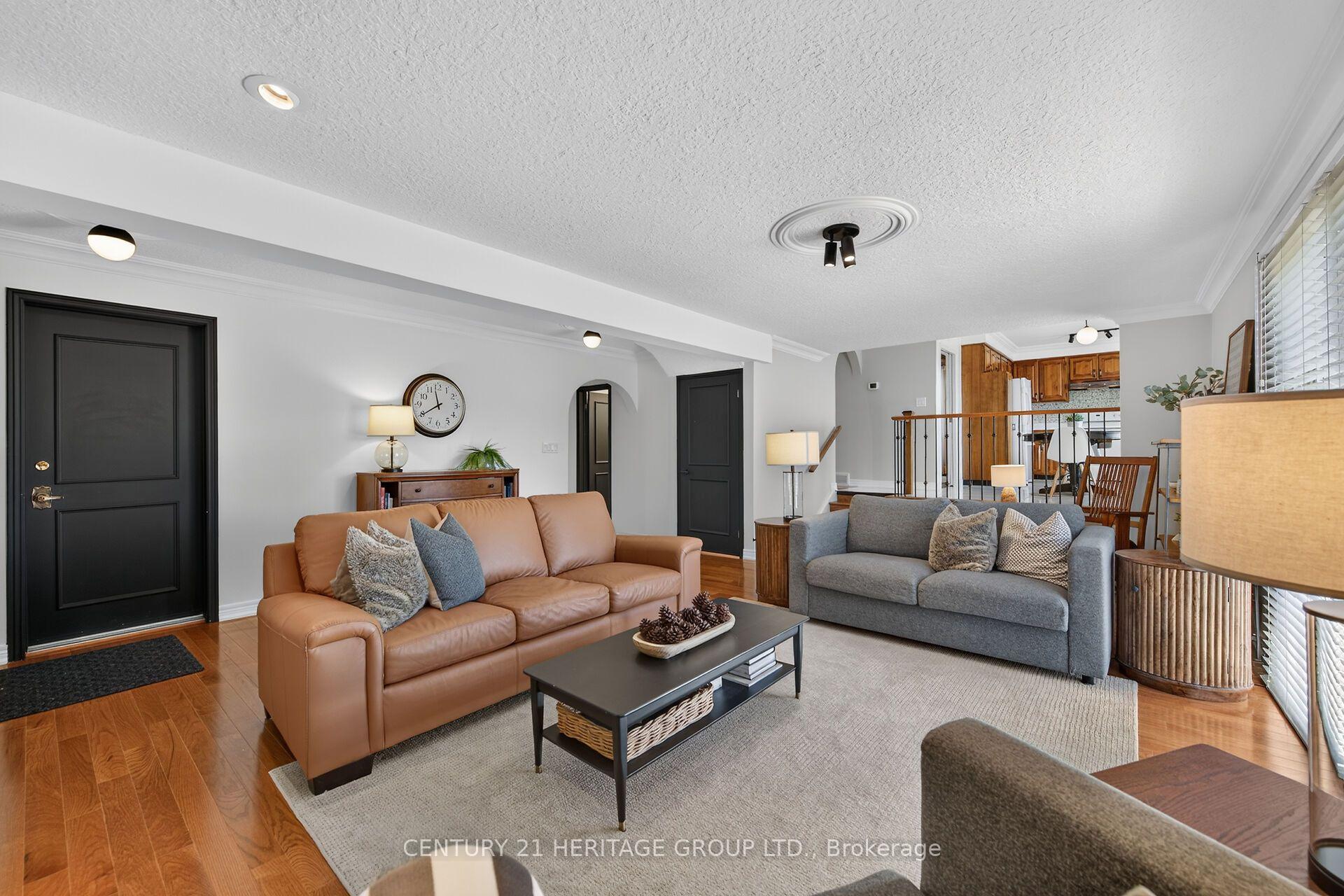 Photo 7 of 19 Meadowbrook Crescent, St. Catharines, Carlton/Bunting — HOMEH
