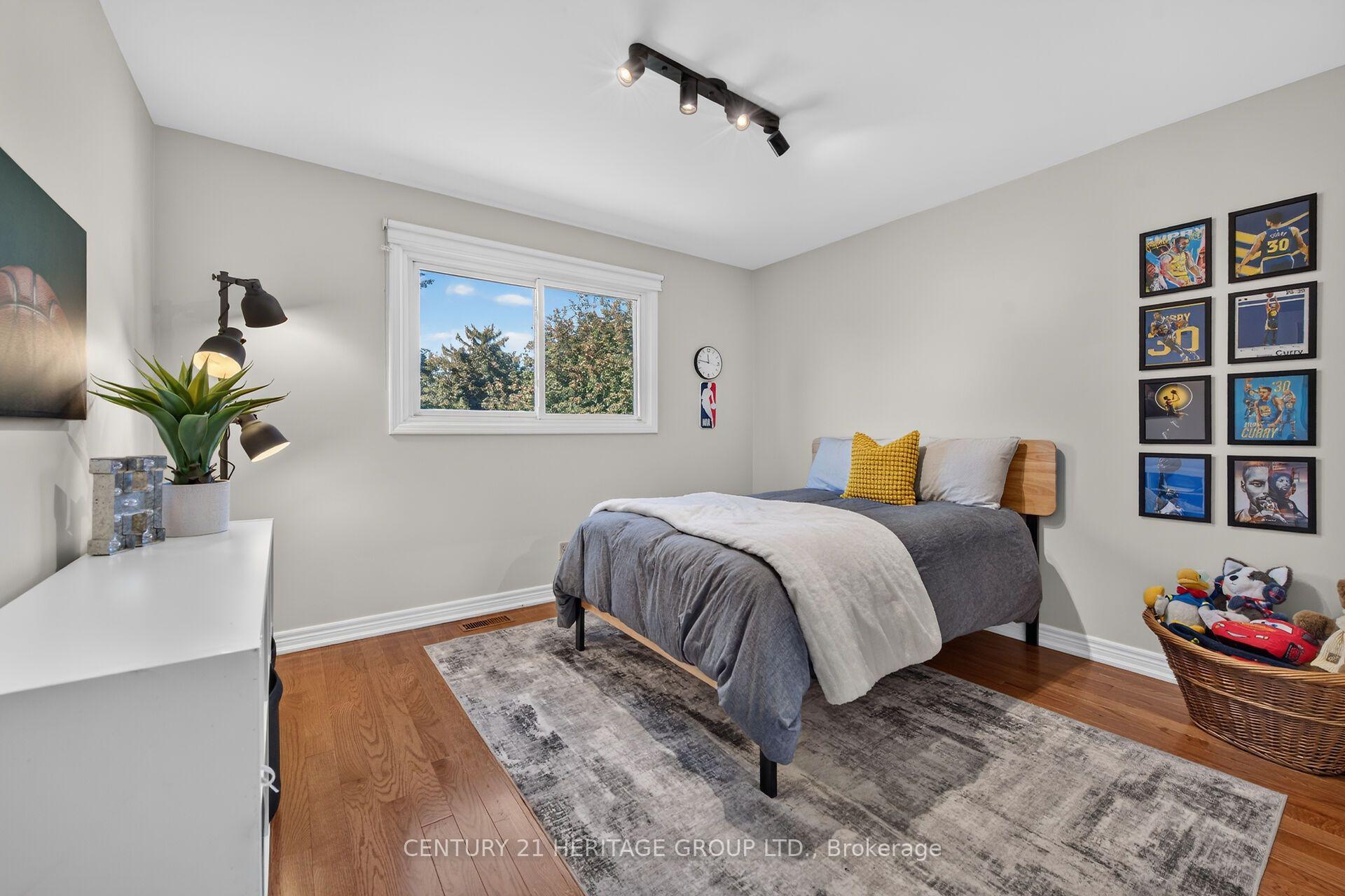 Photo 22 of 19 Meadowbrook Crescent, St. Catharines, Carlton/Bunting — HOMEH