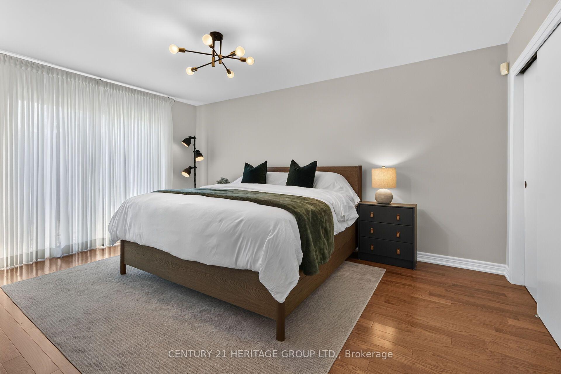 Photo 25 of 19 Meadowbrook Crescent, St. Catharines, Carlton/Bunting — HOMEH