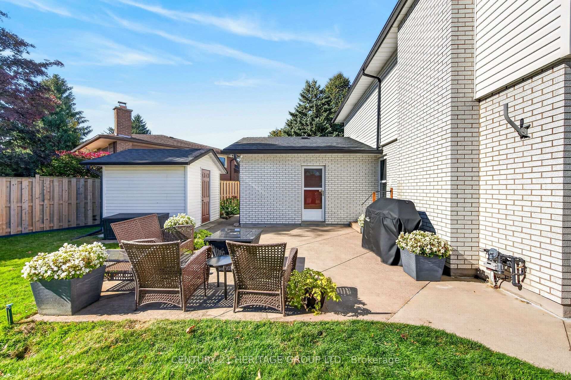 Photo 44 of 19 Meadowbrook Crescent, St. Catharines, Carlton/Bunting — HOMEH