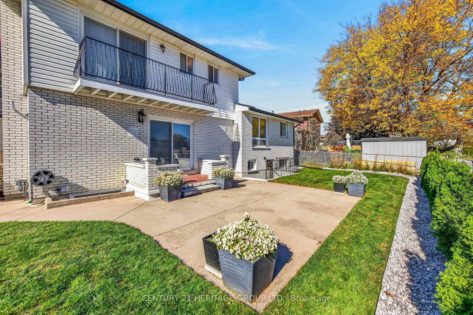 Photo 48 of 19 Meadowbrook Crescent, St. Catharines, Carlton/Bunting — HOMEH