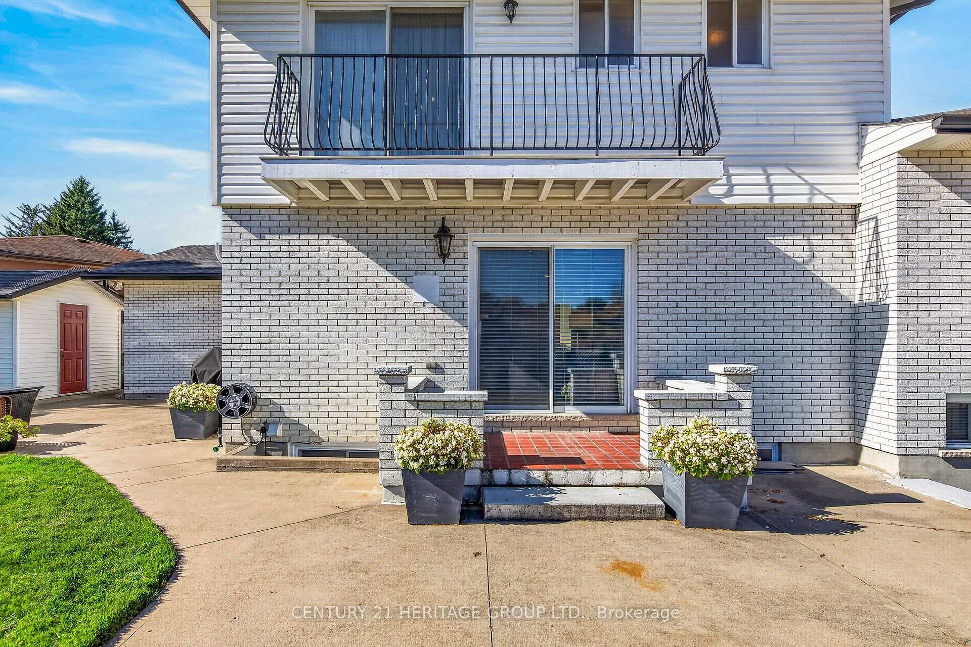 Photo 49 of 19 Meadowbrook Crescent, St. Catharines, Carlton/Bunting — HOMEH