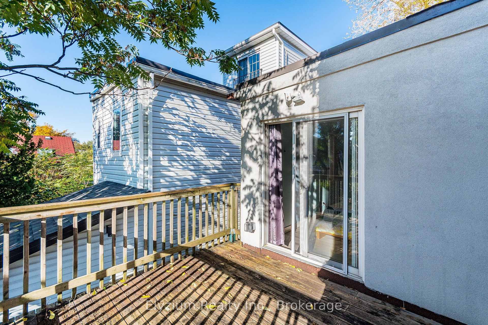Photo 19 of 785 Adelaide Street W, Toronto, Niagara — HOMEH