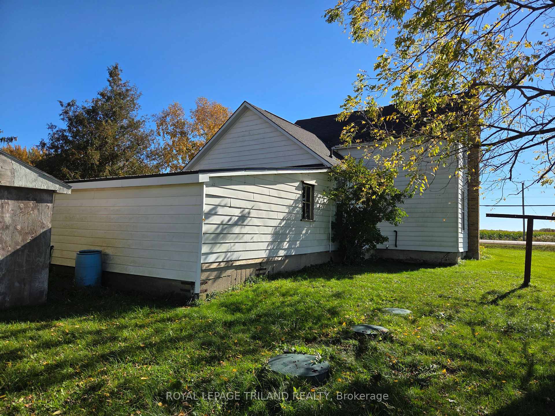 Photo 6 of 44588 Talbot Line, Central Elgin, Rural Central Elgin — HOMEH