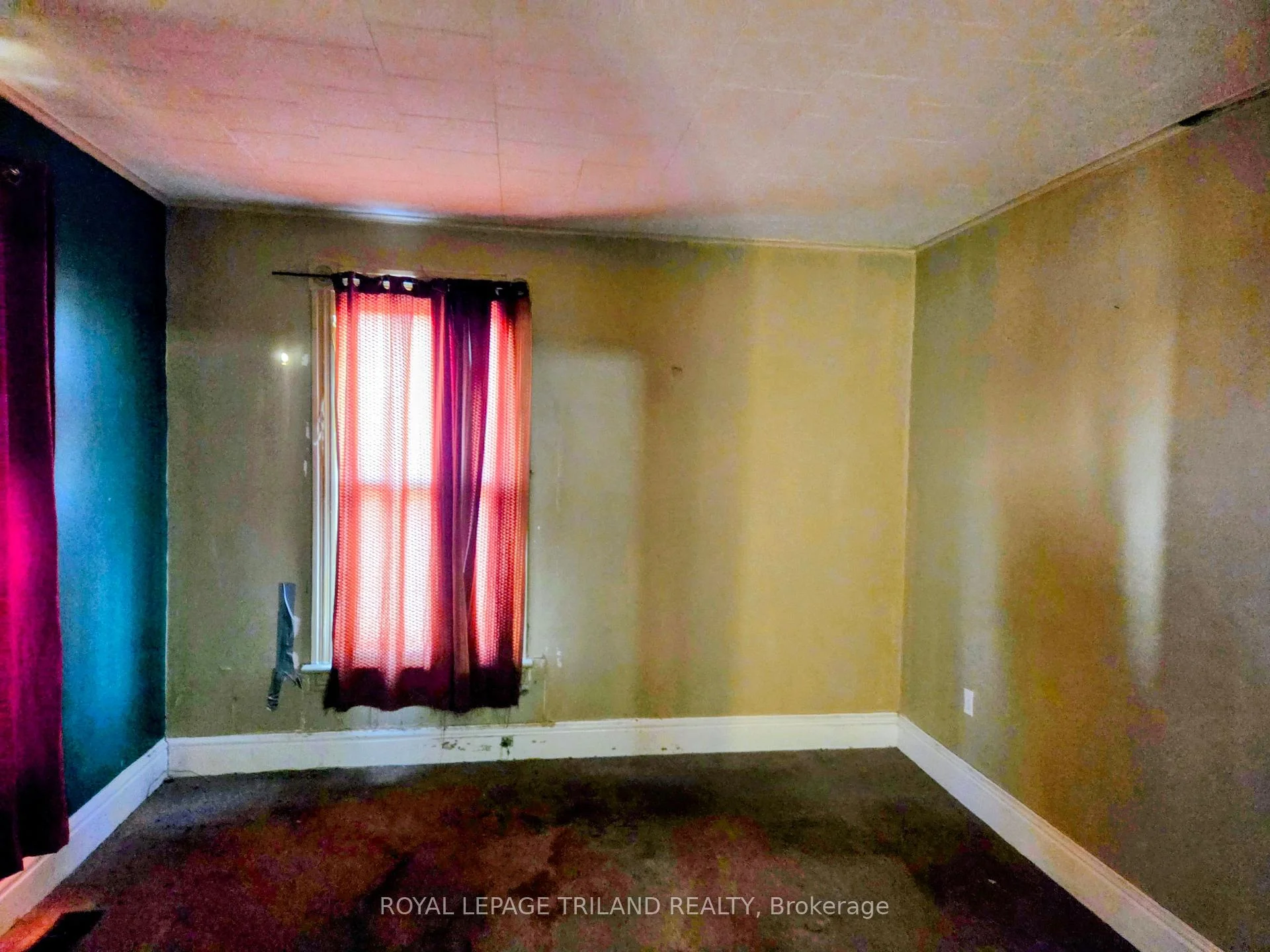 Photo 11 of 44588 Talbot Line, Central Elgin, Rural Central Elgin — HOMEH
