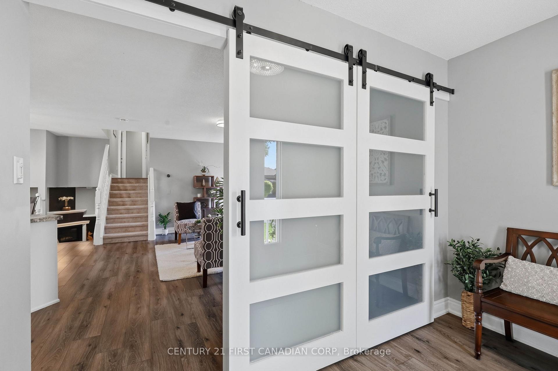 Photo 14 of 546 Talltree Crescent, London, East I — HOMEH