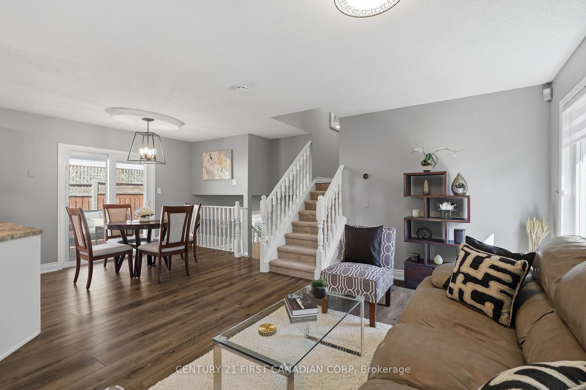 Photo 23 of 546 Talltree Crescent, London, East I — HOMEH