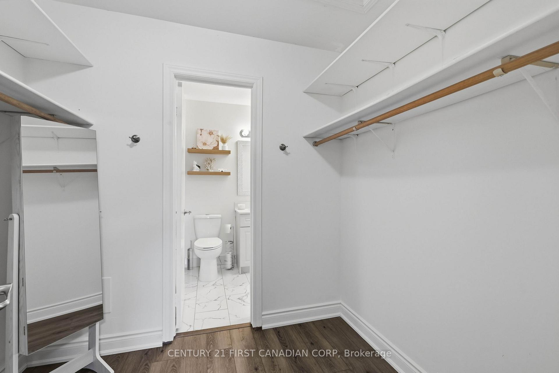 Photo 29 of 546 Talltree Crescent, London, East I — HOMEH