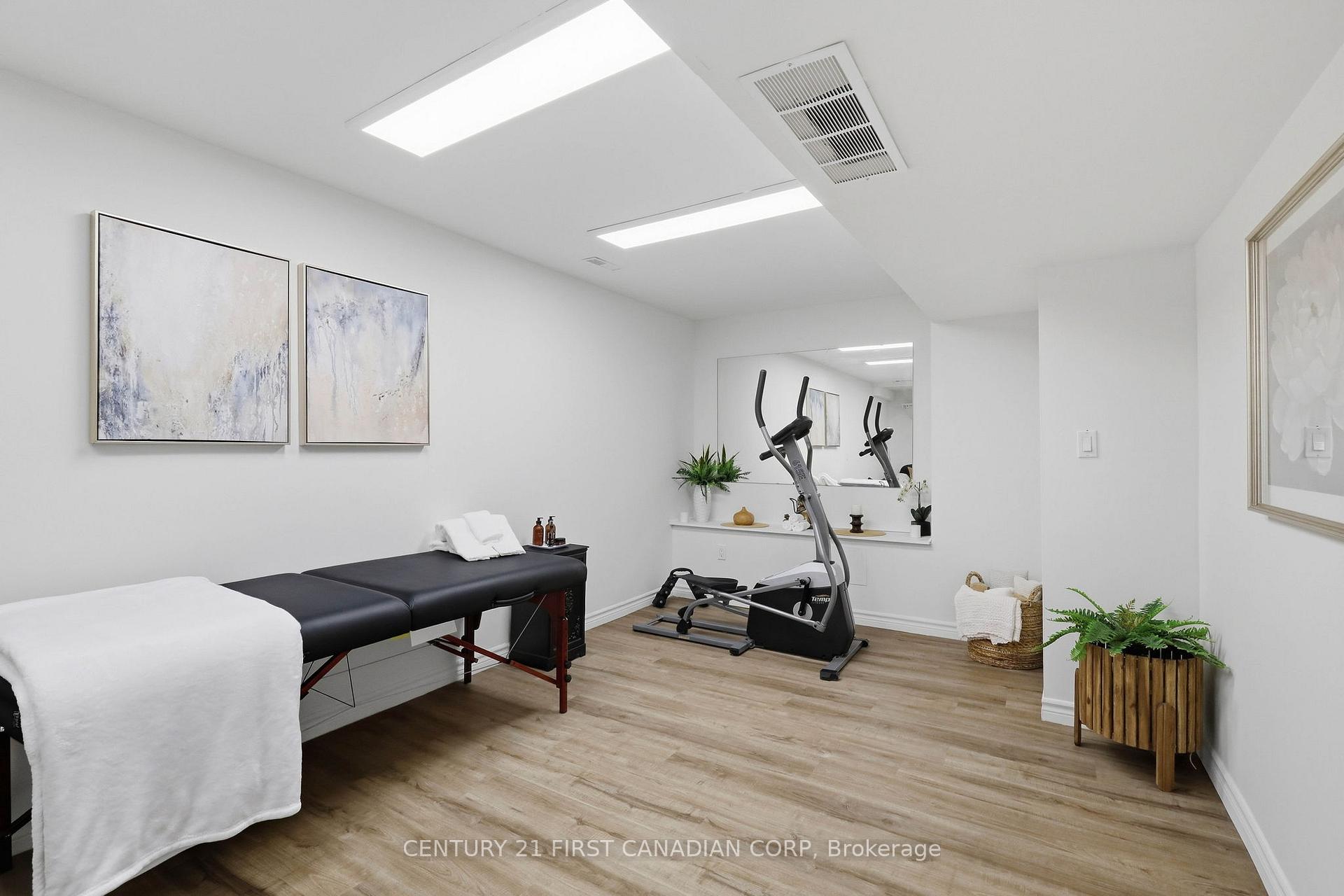 Photo 40 of 546 Talltree Crescent, London, East I — HOMEH