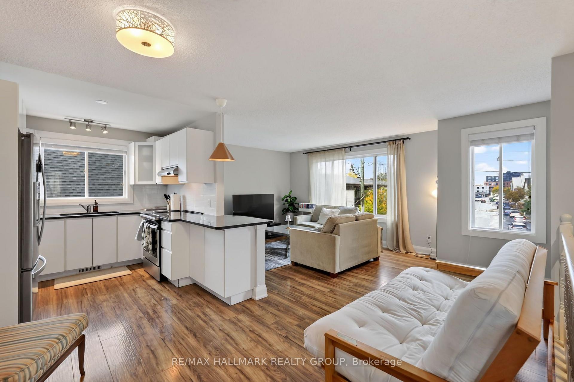 Photo 5 of 388 Winston Avenue, Ottawa, Westboro West — HOMEH