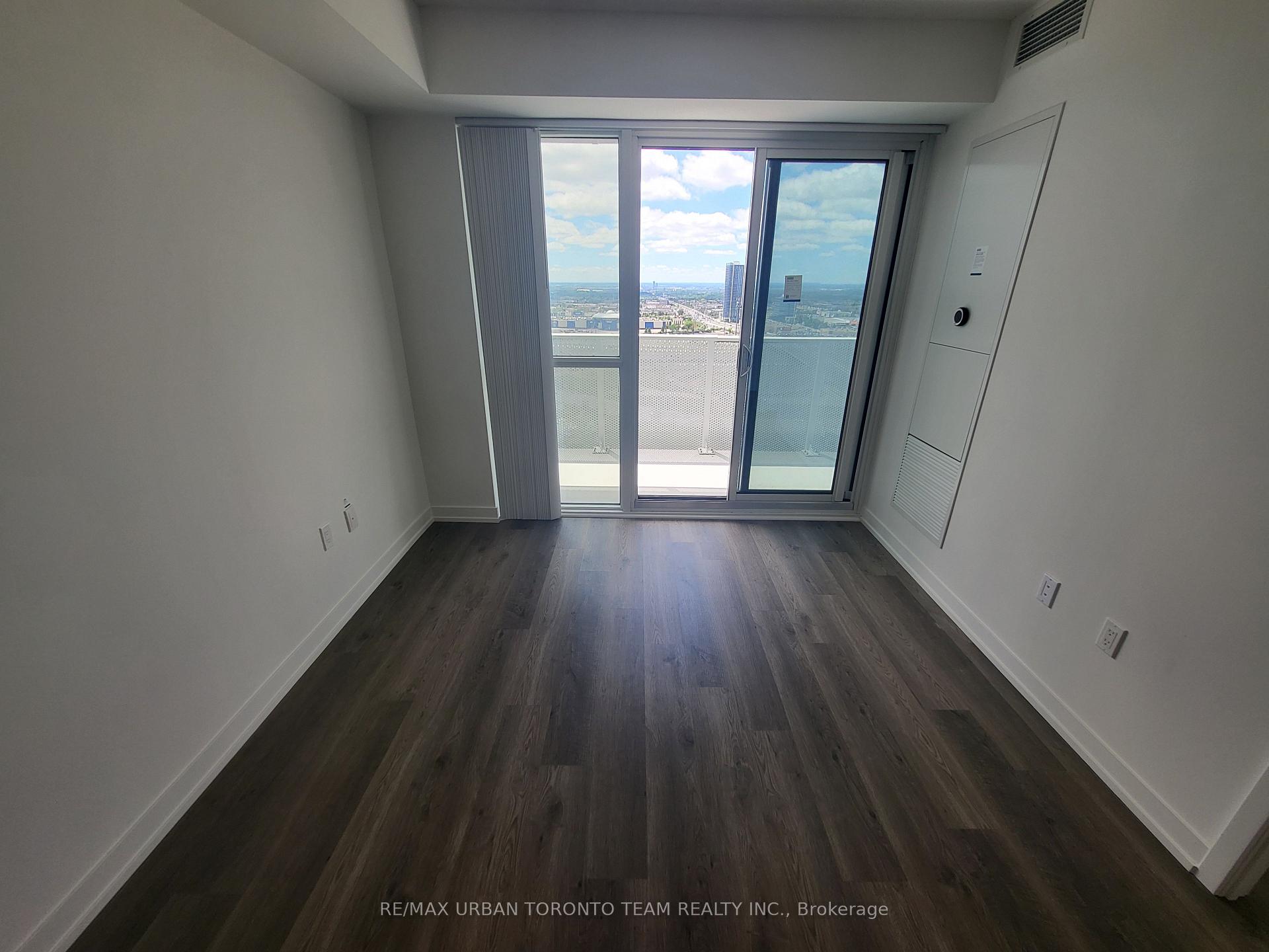 Photo 4 of Unit 2608, 195 Commerce Street, Vaughan, Vaughan Corporate Centre — HOMEH