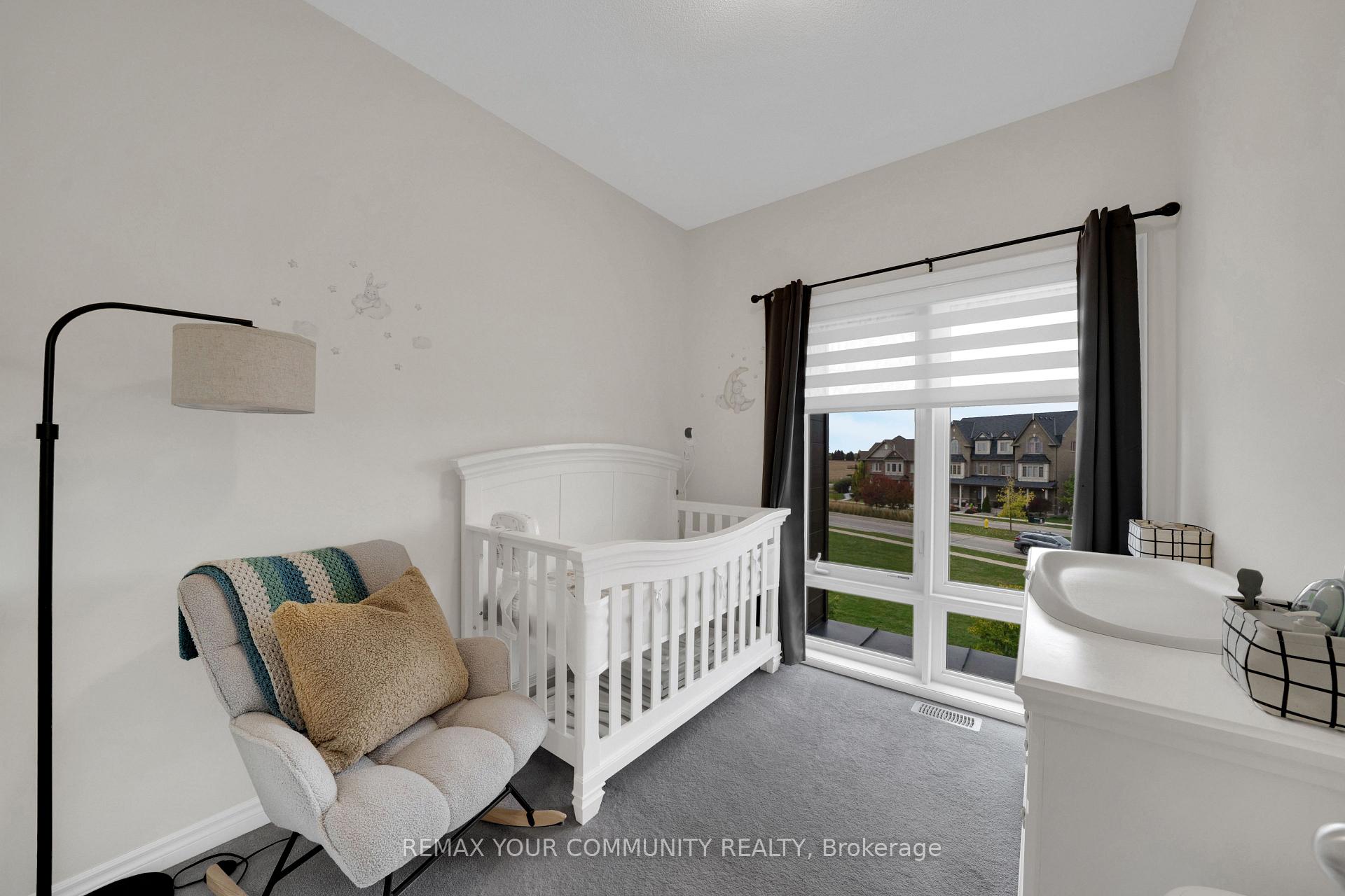 Photo 31 of 104 Holyrood Crescent, Vaughan, Kleinburg — HOMEH