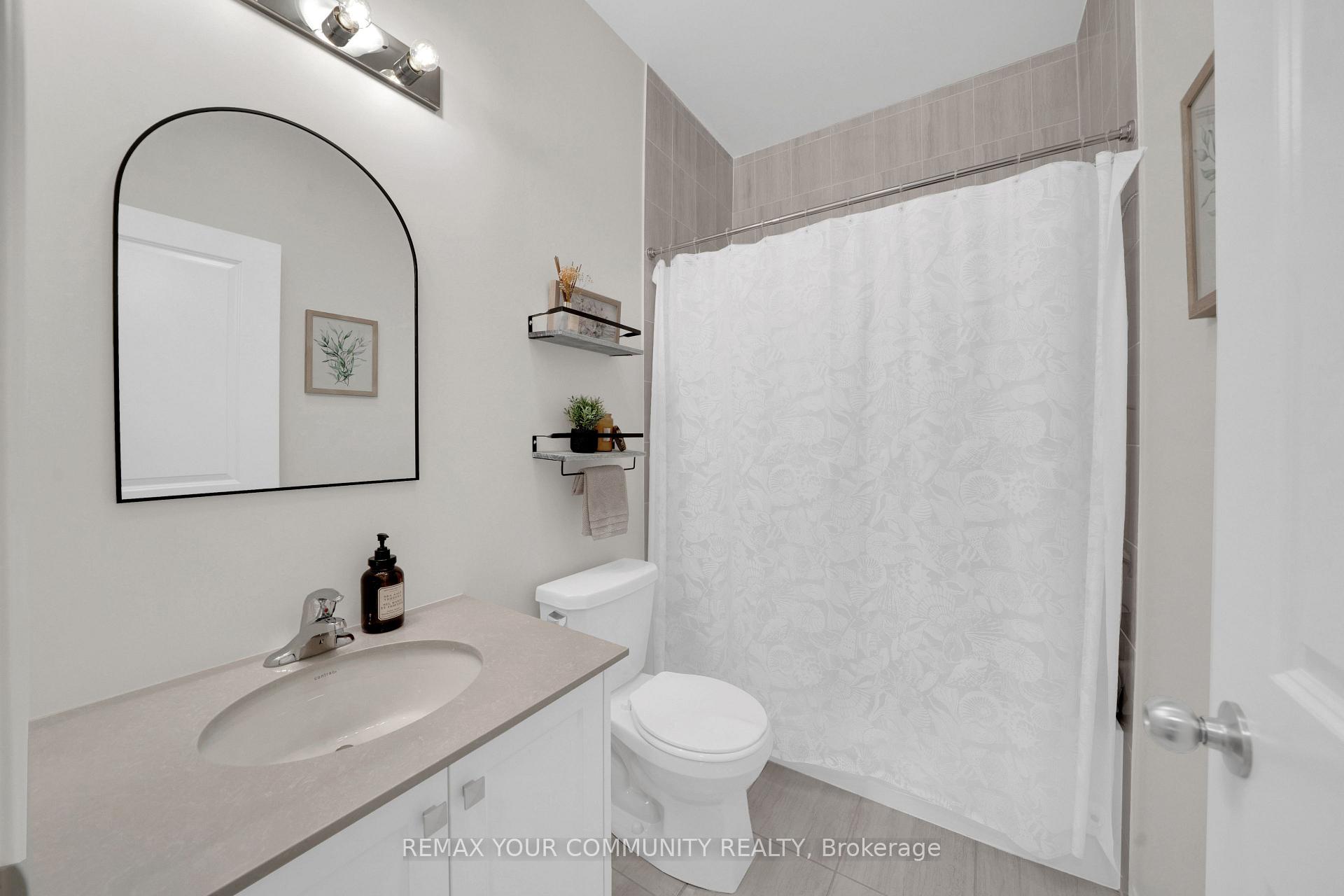 Photo 33 of 104 Holyrood Crescent, Vaughan, Kleinburg — HOMEH