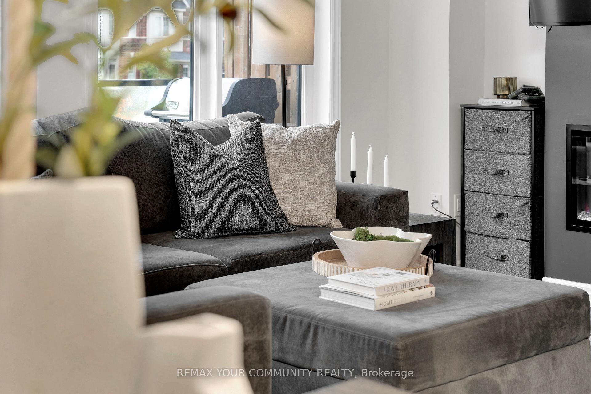 Photo 38 of 104 Holyrood Crescent, Vaughan, Kleinburg — HOMEH